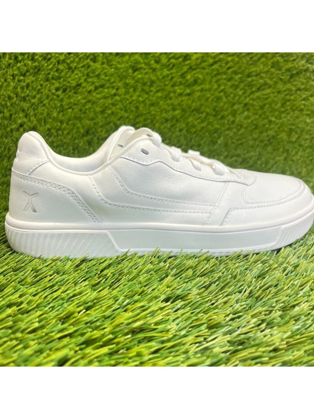 Flux Footwear Adapt Leather Trainer White Mens Size 8 Womens 9.5 Shoes Sneakers
